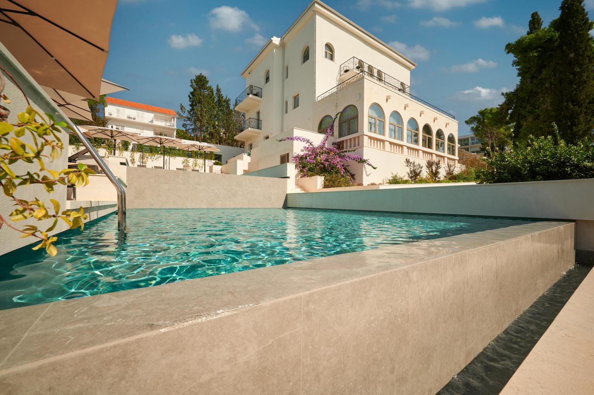 Hotel Moeesy, Blue & Green Oasis Hvar Town Luaran gambar