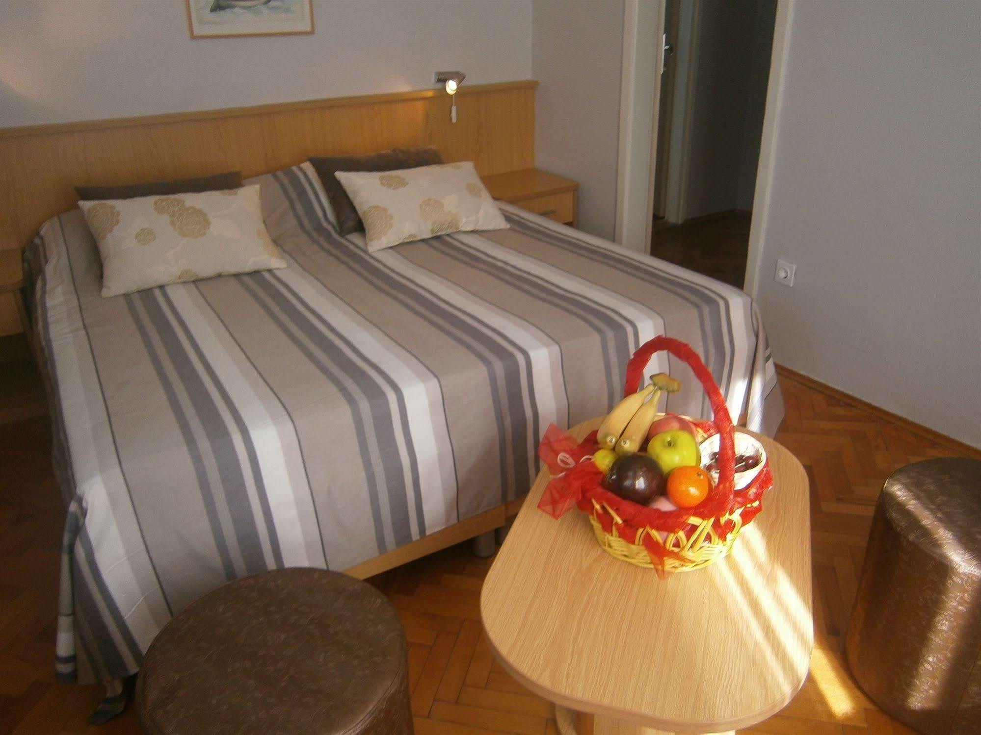 Hotel Moeesy, Blue & Green Oasis Hvar Town Luaran gambar